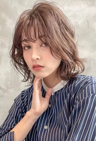 ショート カラー MISAKI🪐 縮毛矯正のヘアスタイル