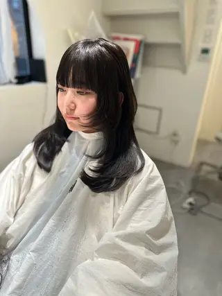 セミロング ブリーチカラー AYANEのヘアスタイル