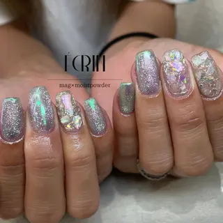 ネイル écrin所属・kouno megumiのネイルデザイン