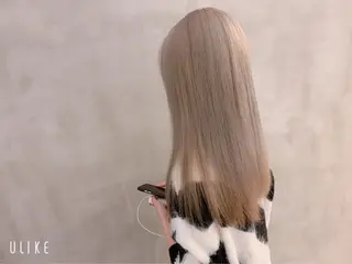 ロング カラー 鈴木 美紅のヘアスタイル