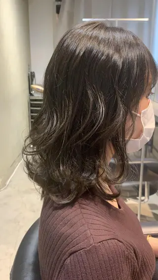 ミディアム カラー パーマ 🌈艶髪/髪質改善 新宿itouのヘアスタイル