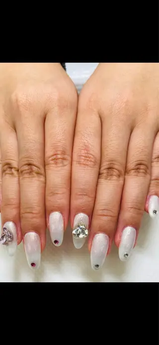 ネイル MAXKELLY AIのネイルデザイン