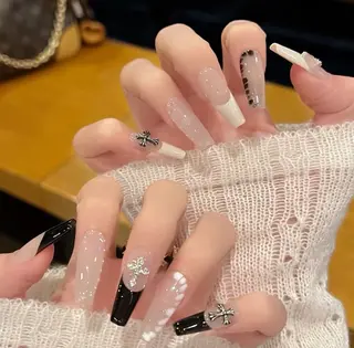 ネイル Miu Miu 🎀 Nailのネイルデザイン