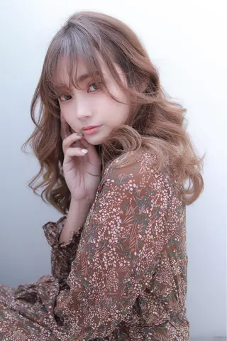 セミロング カラー パーマ LiL`塚口所属・L i L 塚口のヘアスタイル