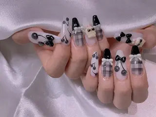 ネイル M2ネイルサロン【長さ出し&フィルイン導入店】所属・長さ出し専門店 RIRIのネイルデザイン