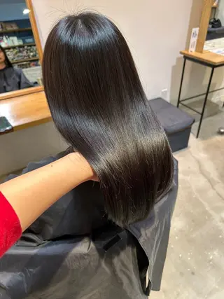 セミロング カラー Journey所属・政木 きららのヘアスタイル