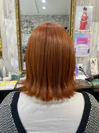 ミディアム 土屋朱理/ ハイトーンカラーのヘアスタイル