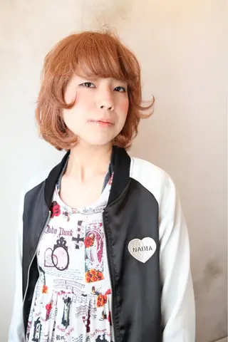 ショート カラー marie-anne 浜松元目店のヘアスタイル