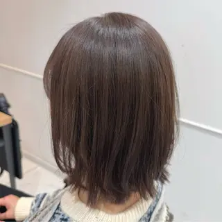 ミディアム 八木 菜美のヘアスタイル