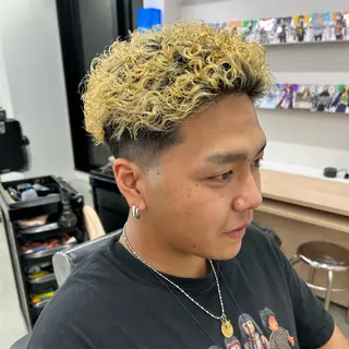 パーマ メンズ 安達 脩人のヘアスタイル