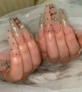 ネイル Roi〈ロワ〉 Reikaのネイルデザイン