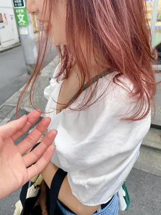 ミディアム カラー レイヤーウルフ エクステ磯部のヘアスタイル