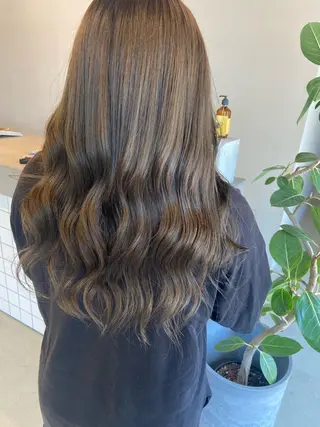 ロング カラー haruki所属・. nozomiのヘアスタイル