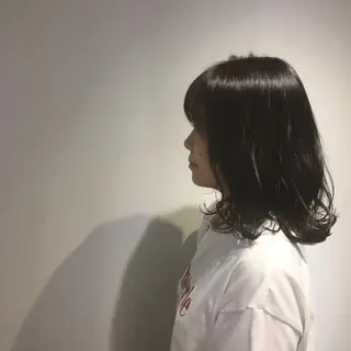 セミロング カラー しのはら まどかのヘアスタイル