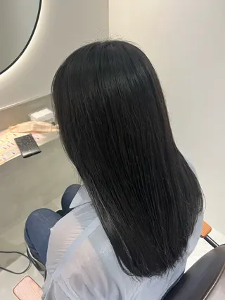 カラー eN°   by youres hair 飯田橋店所属・髪質改善/レイヤー× 縮毛矯正🤍maiのヘアスタイル