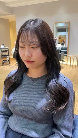 ロング chihiro / ミディアムヘアのヘアスタイル