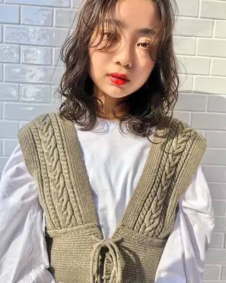 ミディアム カラー ヘアアレンジ 透明感カラー× レイヤーカット✨高梨のヘアスタイル