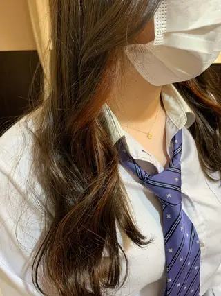 ロング カラー ヘアアレンジ 齋藤 志穂のヘアスタイル