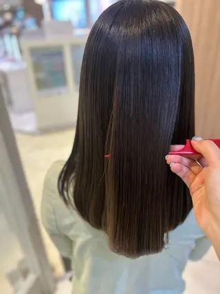セミロング カラー 艶質改善/縮毛矯正 ササキナツミのヘアスタイル