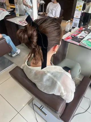 セミロング ヘアアレンジ 🤎うる艶ベージュ 🧸MAYUKA🤎のヘアスタイル
