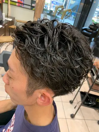 ショート パーマ メンズ Zina天王寺 CHIAKIのヘアスタイル