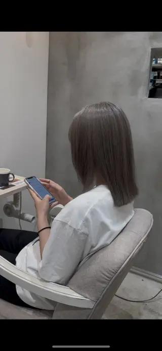 ミディアム カラー honoハイトーン Lote.一宮のヘアスタイル