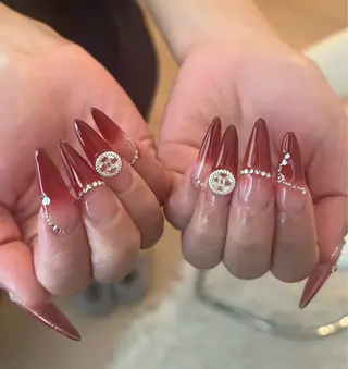 ネイル 五十嵐 莉奈のネイルデザイン