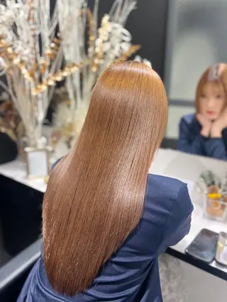 ロング パーマ 髪質改善∕艶髪∕ マンツーマン施術のヘアスタイル