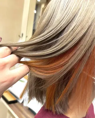 ミディアム カラー ハイトーン/ワンカラ /レイヤー/ウルフのヘアスタイル