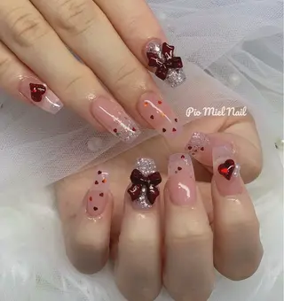 ミディアム Pio Mielのネイルデザイン