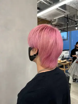 ショート カラー メンズ カラースペシャリスト ・齊藤 羽瑠輝のヘアスタイル