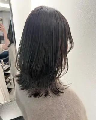 ミディアム カラー Okano Mahoのヘアスタイル