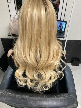 ロング ヘアアレンジ ベルグロー本店所属・ベルグロー🧡 心斎橋スタッフ🦋のヘアスタイル