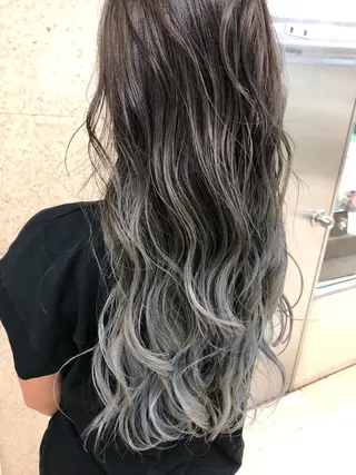 ロング カラー 菅村 勇亮のヘアスタイル