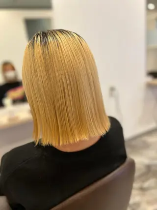 ミディアム ブリーチ毛に縮毛矯正 ✨カラー✨山田 正幸のヘアスタイル