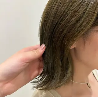 ミディアム カラー 太田 絵麻のヘアスタイル