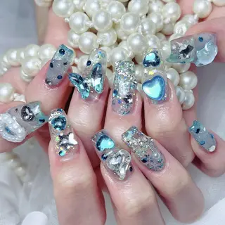 ネイル Hanya 🌈のネイルデザイン