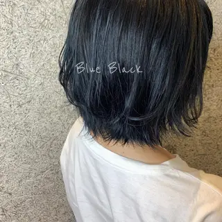 ミディアム カラー RINA🧤 デザインとボブのヘアスタイル