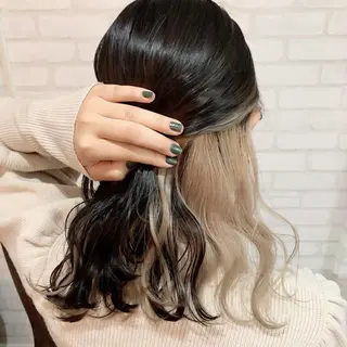 セミロング ココテラス所属・小谷 梨奈のヘアスタイル
