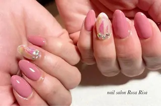 ミディアム ネイル ネイルスタジオ シェイクユアハンズのネイルデザイン