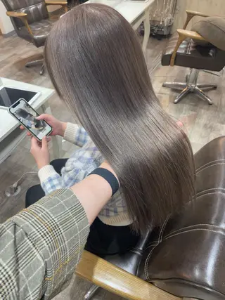 ロング カラー 宮城 ほのかのヘアスタイル