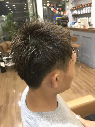 ショート メンズ 新井 友菜のヘアスタイル