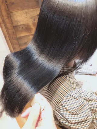 ボンドストーリーノヴァ所属・縮毛矯正・髪質改善 ❣️三浦正也のヘアスタイル