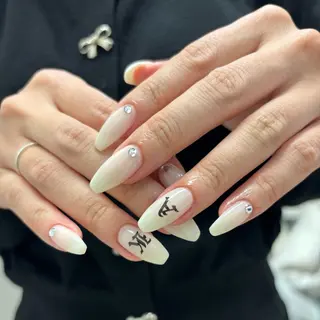 ネイル 【orchid】 Hitomiのネイルデザイン