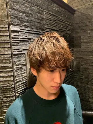 ショート カラー メンズ ヒロ銀座 バーバーショップ神楽坂所属・ひらお あおとのヘアスタイル