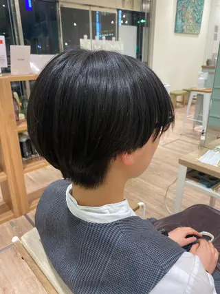 ショート 金山 友香🕊のヘアスタイル