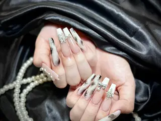 ロング Rola kira nail salon所属・Rola kira 麗のネイルデザイン