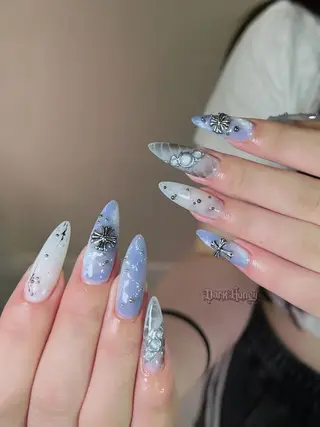 ネイル Dark Honey Kikiのネイルデザイン