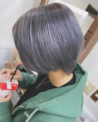 ショート カラー アンククロス kyokaのヘアスタイル