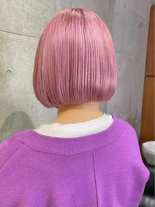 ショート コールネックスザサロン所属・白髪ぼかし×デザイン 🕊️🫧ホウジョウのヘアスタイル